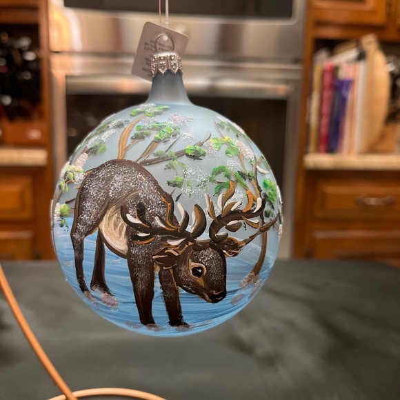 NWT, Beautiful, Globe Holiday Ornament.  Deer in the Woods.  Blue. - Picture 2 of 10